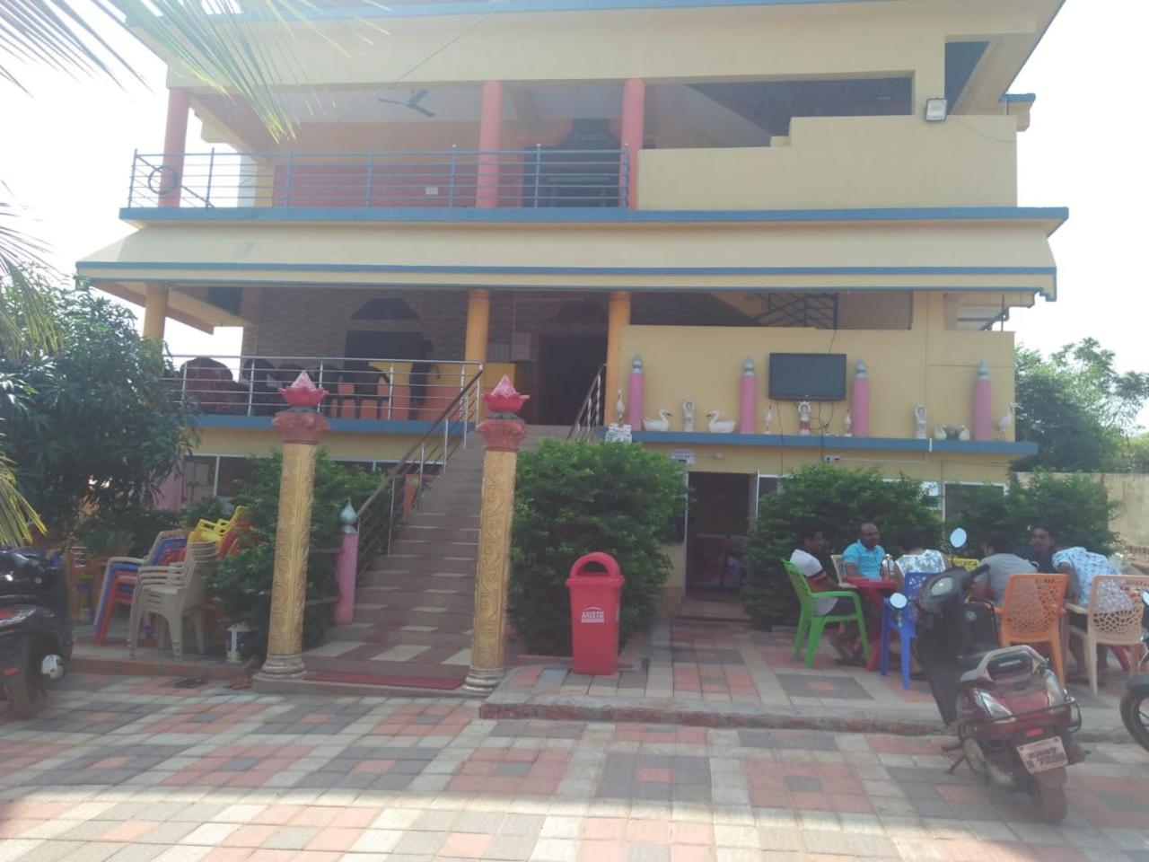 جوكارنا Shanthi Krishna Residency المظهر الخارجي الصورة